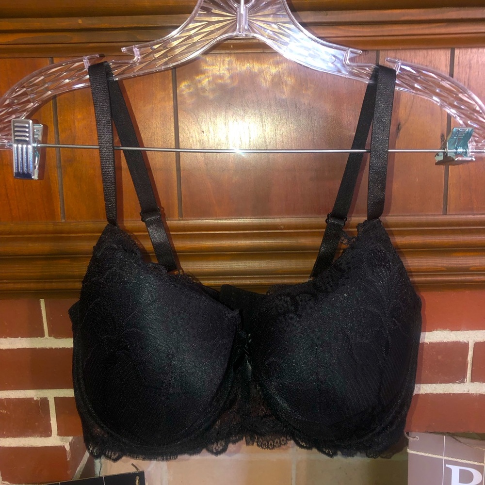 BLUXE black lace bra